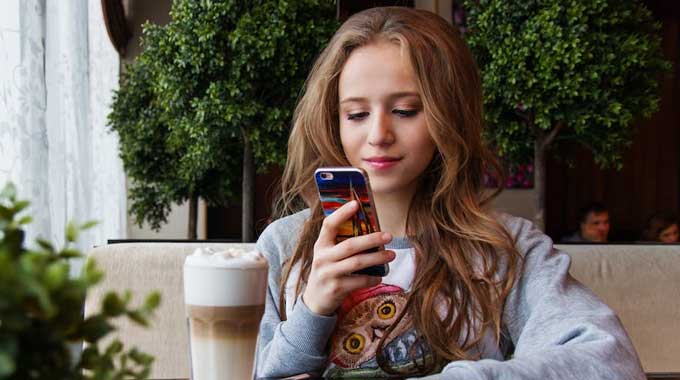Tips on How to Help Avoid Teen Cell Phone Addiction
